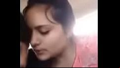 पल्लवी की चूत बहुत ही रसीली थी
