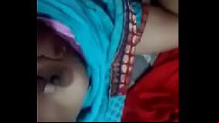 दोस्त की बीवी की गांड में ऊँगली