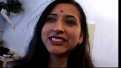 आंटी ने दिया चुदाई का न्योता